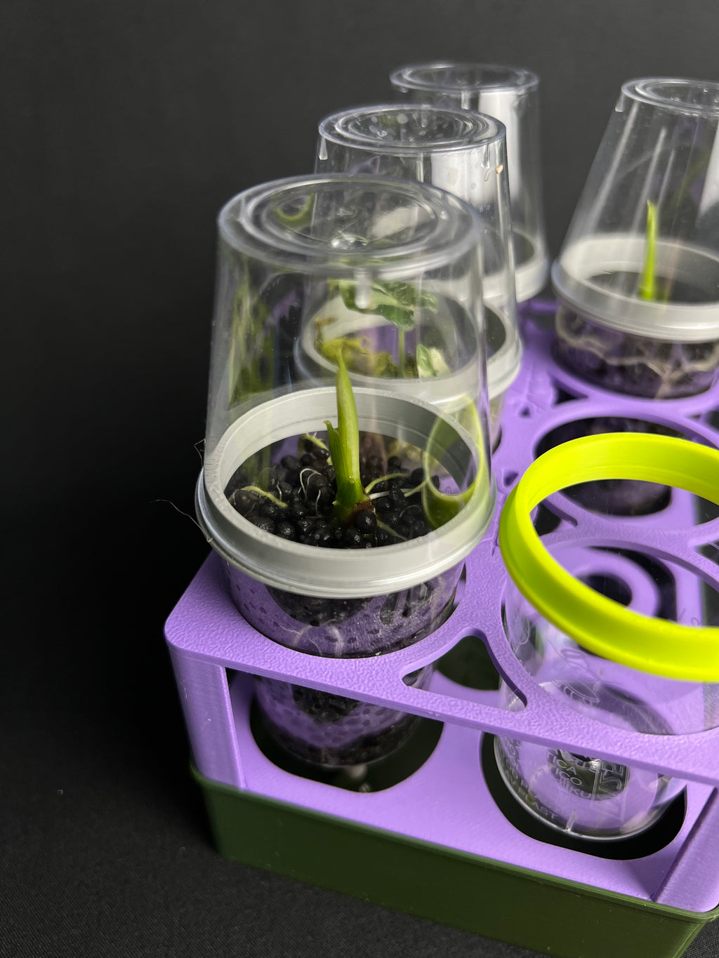 Aufsatzring mit Becher (für 4cl und 100ml)